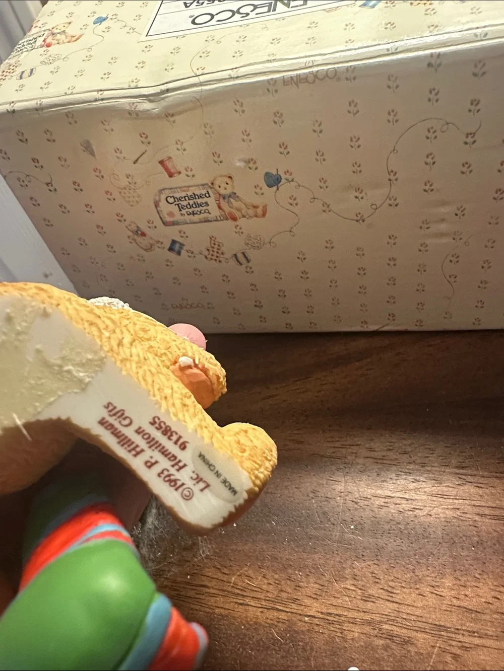 Cherished Teddies by ENESCO Teddy bear with scarf stocking holder NewVintage